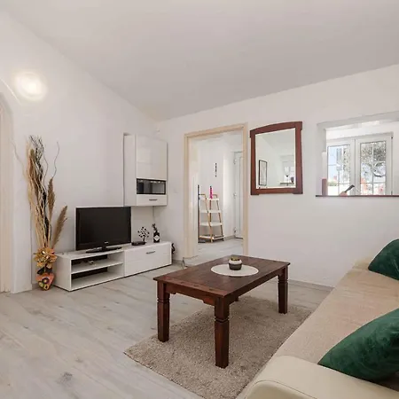 Apartment In - Istrien 44226